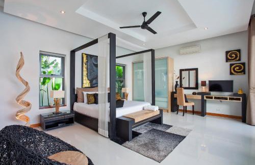 Ban Saiyuan Villa | Gorgeous Luxury 3BR Pool Villa Atoosa near Naiharn
