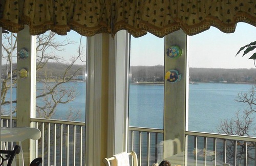 Village of Four Seasons Condominio | Magnífico Canal Principal Lakefront Condo at Regatta Bay.