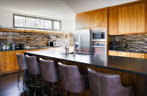 Central East Austin Casa | Gorgeous Modern Home in East Austin!