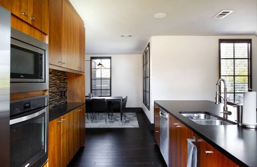 Central East Austin Casa | Gorgeous Modern Home in East Austin!