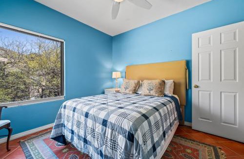 Tucson Casa | Gorgeous Mountain and City Views, Pools, and Hot Tubs