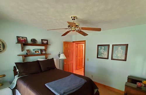 Mustoe Casa | Gorgeous Mountain Home in Highland County, VA