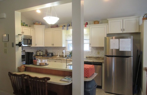 Peaks Otro | Gorgeous Mtn Views, Perfect for Fall, Near Peaks of Otter, D-Day Memorial