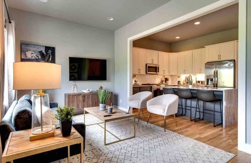 Haynes Area Casa | Gorgeous Nashville Home - Incredible Rooftop