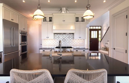 Northville Casa | Gorgeous North Fork Beach House, sea views, amazing sunsets, 3min walk to beach