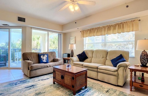 New Smyrna Beach Apartamento | Gorgeous Ocean Walk Corner Unit with Water Views OW15-207