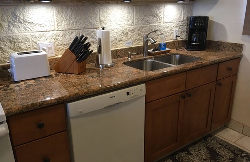 Maalaea Condominio | Hermoso complejo frente al mar en Maui! ¡Kanai A Nalu desde $ 190, con estacionamiento gratis!