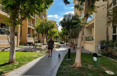 The Greens Apartamento | Gorgeous One Bedroom Apartment in the heart of Dubai