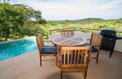 Playa Grande Casa | Hermosa Playa Grande House - 4 BR / 3. 5 BR - Exuberante naturaleza, vistas increíbles / puestas de sol