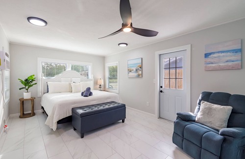 Park East Casa | Gorgeous Pool Home Minutes to Downtown/Beaches
