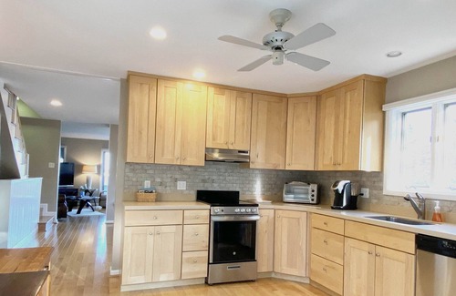 Southwest Harbor Casa | GORGEOUS PREMIER 4 LEVEL END UNIT TOWNHOUSE W HARBOR VIEWS OCEAN ACCESS!!!!