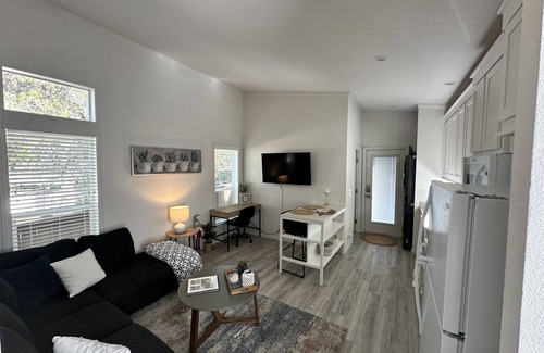 Poway Casa | ⭐️Gorgeous Private Detached Gueshouse⭐️