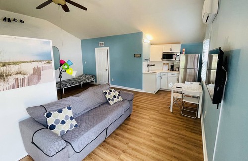 Northwest Casa | Gorgeous private suite - close to everything in Virginia Beach!