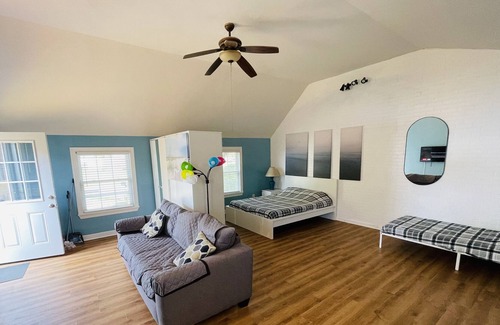 Northwest Casa | Gorgeous private suite - close to everything in Virginia Beach!
