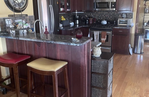 Admiral Estates Condominio | GORGEOUS PROPERTY IN QUIET NEIGHBORHOOD