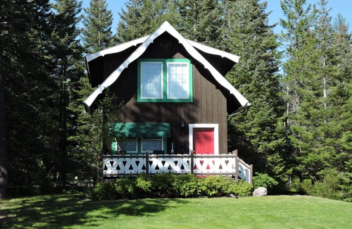 Kalispell Cabaña | Gorgeous Property Located Just 30 Minutes From Glacier National Park
