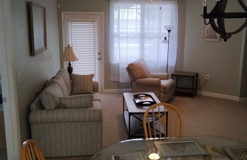Calabash Condominio | Gorgeous Quiet 2 Bedroom Condo on Golf Course