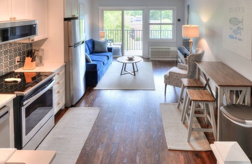 The Pines Condominio | Gorgeous renovated property in town & walking distance to the beach & shops