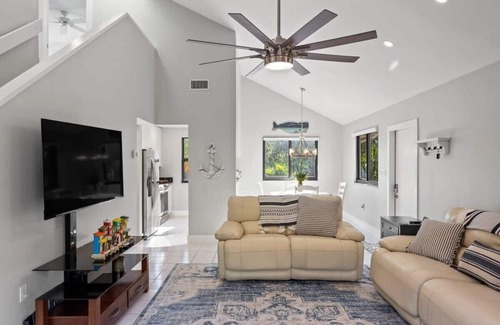The Dunes Casa | Gorgeous Residence in the Esteemed Sanibel Dunes Community