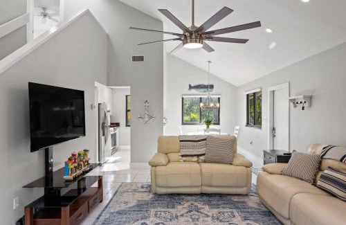 The Dunes Casa | Gorgeous Residence in the Esteemed Sanibel Dunes Community