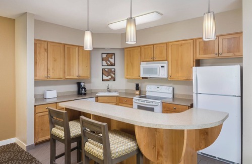 Windsor Complejo | Gorgeous Resort in California Wine Country, Windsor!
