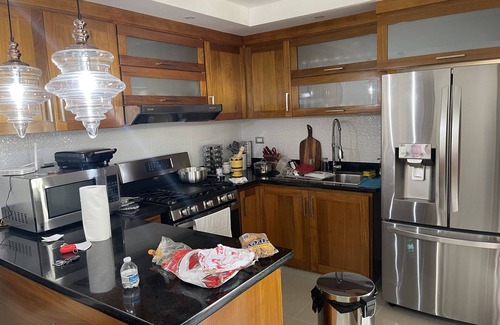 Gregorio Luperon Apartamento | Gorgeous Santiago Apartment
