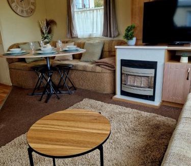 Aberystwyth Casa | Gorgeous Sea Viev 3 Bedroom Delta Bromley Deluxe