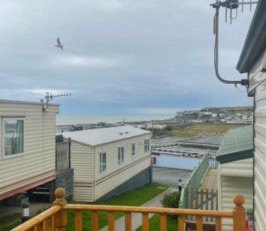 Aberystwyth Casa | Gorgeous Sea Viev 3 Bedroom Delta Bromley Deluxe