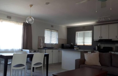 Durban North Cabaña | Gorgeous Self Catering Cottage off Umhlanga Rocks