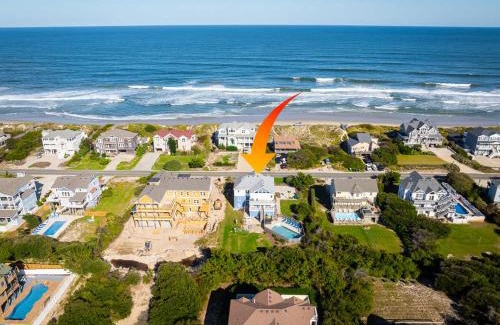 Whalehead Beach Casa | Gorgeous Semi-Oceanfront Home in Whalehead