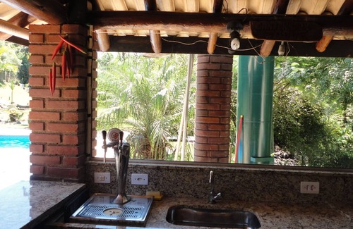 Lajeado do Salto Casa | Lindo Sitio con amplia área verde !! ¡Piscina! ¡Lago! ¡Parrilla!