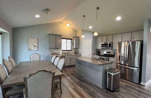 Westland Casa | Gorgeous Spacious Ranch!