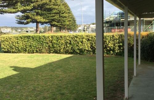 Encounter Bay Casa | Gorgeous Stone Cottage on the Seafront