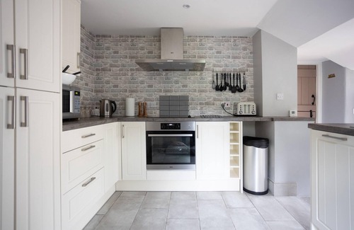Chathill Casa | Gorgeous Stone Cottage with tasteful interior