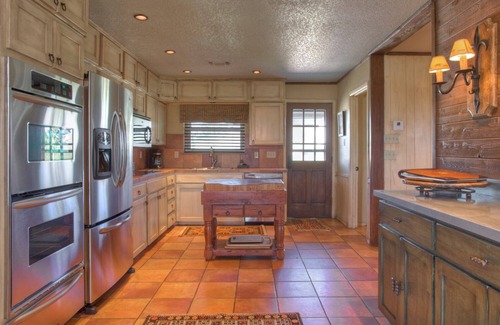 Granbury Casa | El magnífico rancho de Texas se escapa