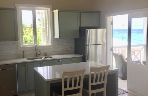 Clinketts Villa | Magníficas vistas sin obstáculos del Mar Caribe y espectaculares puestas de sol todas las noches.