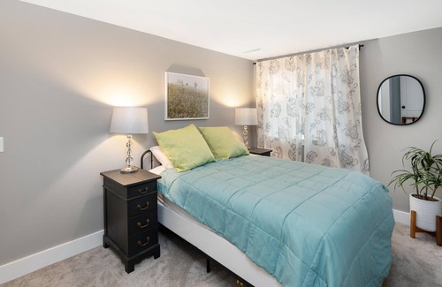 Markesan Casa | Gorgeous updated home 1 block from Green Lake waters