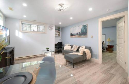 Moncton Apartamento | Gorgeous Urban Retreat in the Heart of Moncton