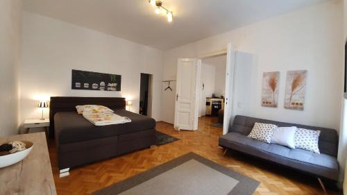 Schottenfeld Apartamento | Gorgeous Viennese Apartment 10 min to City Center