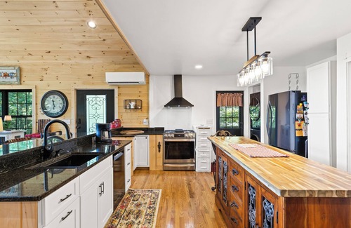 Blairsville Cabina | Gorgeous View of Lake Nottely!