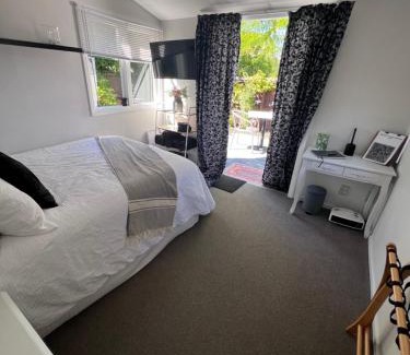 Bishopdale Casa | Gorgeous Villa, 7 minutes from Airport