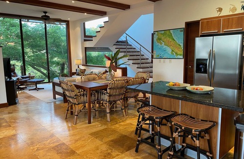 Sámara Villa | Gorgeous villa with ocean view 5 minute walk to Samara Beach