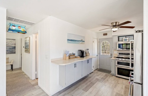 Lanoka Harbor Casa | Gorgeous Waterfront 3-bedroom house in charming Berkeley Township