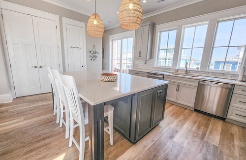 Cape Charles Casa | Gorgeous water views, a private swimming pool & easy access to private beach!