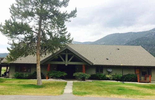 Big Sky Meadow Village Condominio | Preciosos humedales y vistas impresionantes!