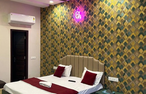 Ludhiana Hotel | Goroomgo 11 Inn Ludhiana