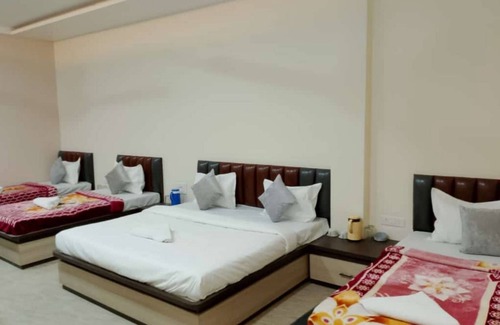 Sigra Hotel | Goroomgo Akay guest house Varanasi