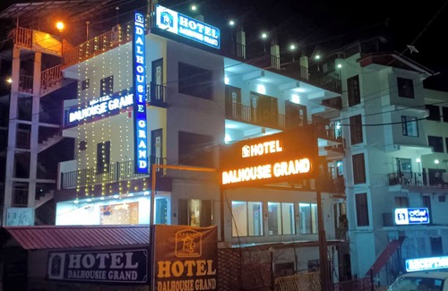 Banikhet Hotel | Goroomgo Dalhousie Grand Banikhet