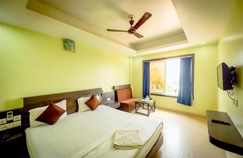 Puri Hotel | Goroomgo Deep Ganga Inn Near Sea Beach Puri
