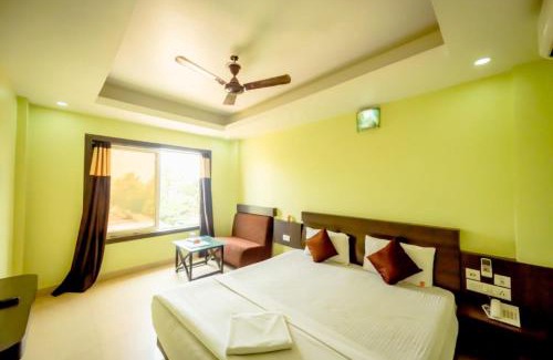 Puri Hotel | Goroomgo Deep Ganga Inn Near Sea Beach Puri
